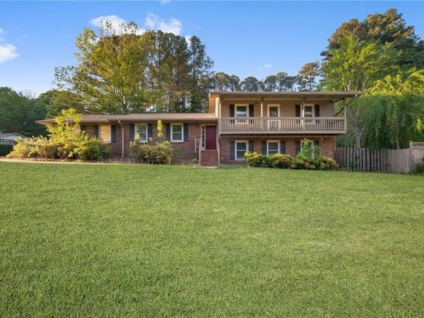 1458 Tall Pines Drive, Douglasville, GA 30134