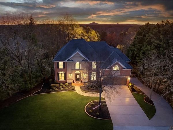 4311 Highborne Drive NE, Marietta, GA 30066