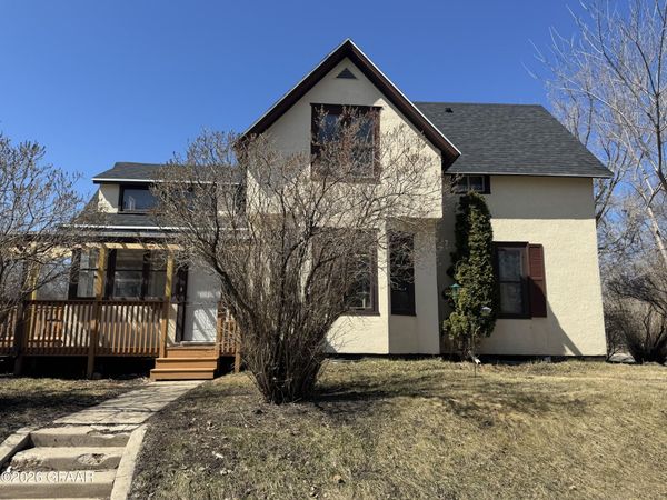 601 PLEASANT Avenue, Crookston, MN 56716