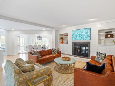 996 Cleland Drive, Chapel Hill, NC 27517