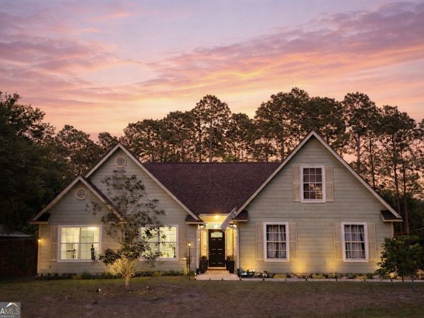 101 Gentle Knoll Drive E, Kingsland, GA 31548