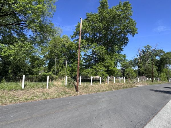 703 S Broad St, Rome, GA 30161