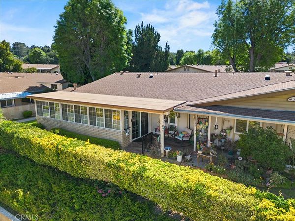 26835 Avenue Of The Oaks, Unit B, Newhall, CA 91321