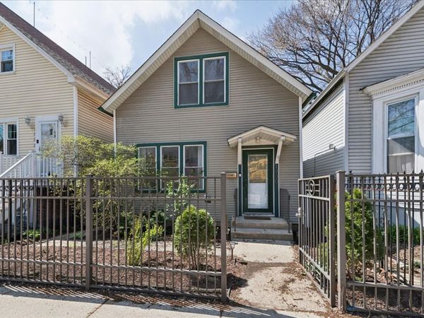 1930 N California Avenue , Chicago, IL 60647