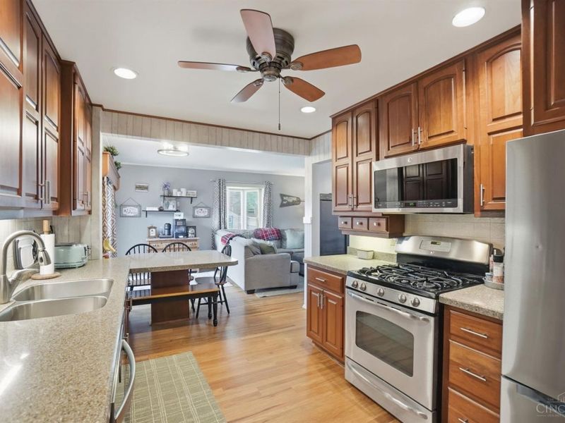 6577 Kirkland Drive, Cincinnati, OH 45224 Photo 16