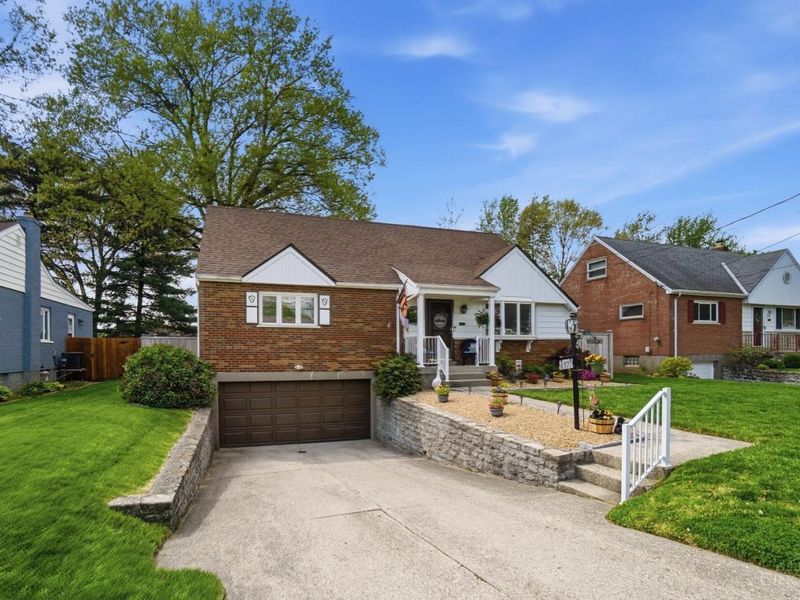 6577 Kirkland Drive, Cincinnati, OH 45224 Photo 4