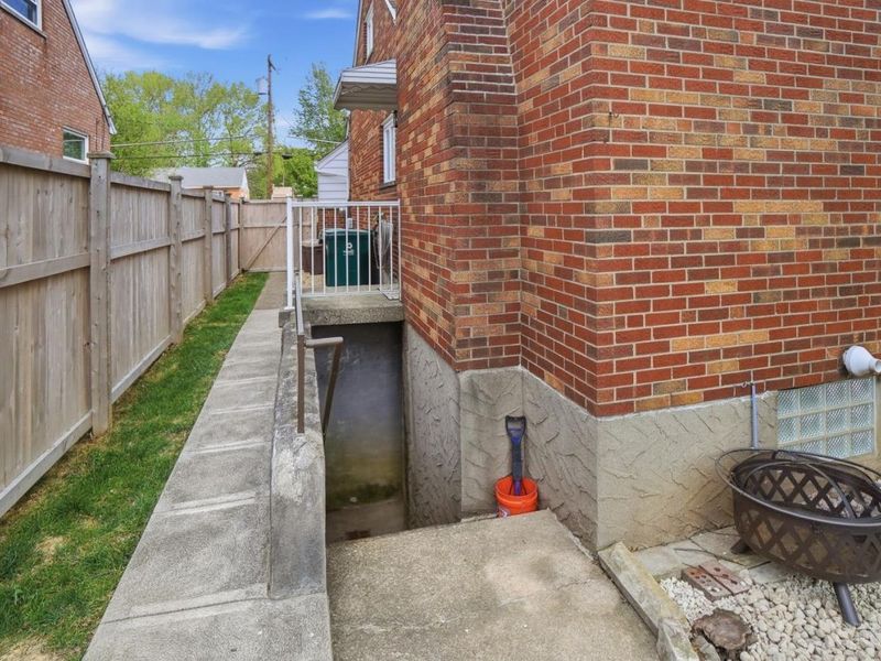 6577 Kirkland Drive, Cincinnati, OH 45224 Photo 63