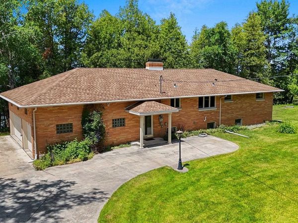 2441 WHITE STAR ROAD, Brussels, WI 54204