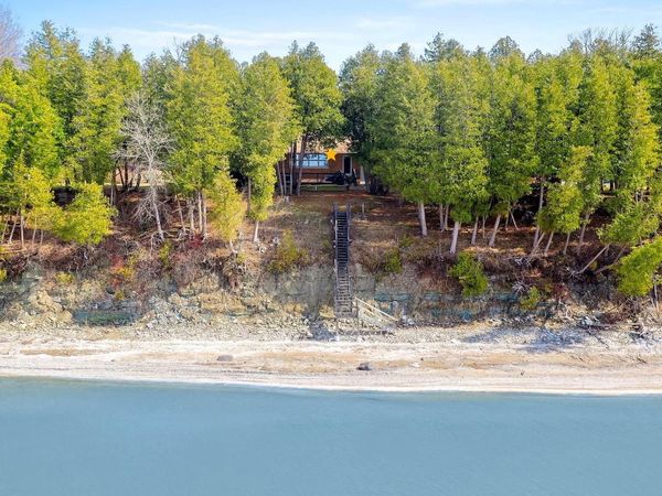 2441 WHITE STAR ROAD, Brussels, WI 54204