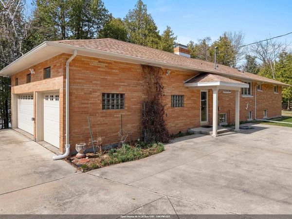 2441 WHITE STAR ROAD, Brussels, WI 54204