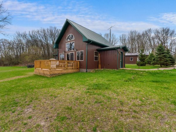1841 N Bunn Road, Hillsdale, MI 49242