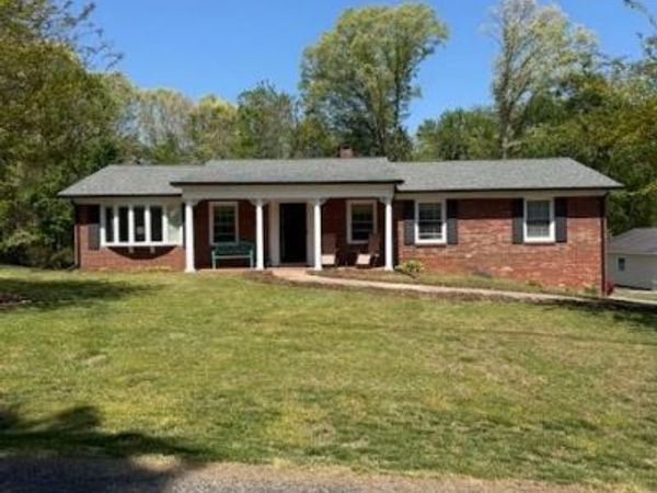 1126 Cannon Drive, Lenoir, NC 28645