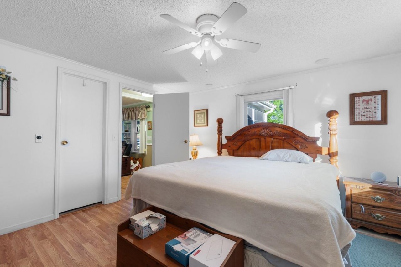 4421 Misty Ln. Photo 15