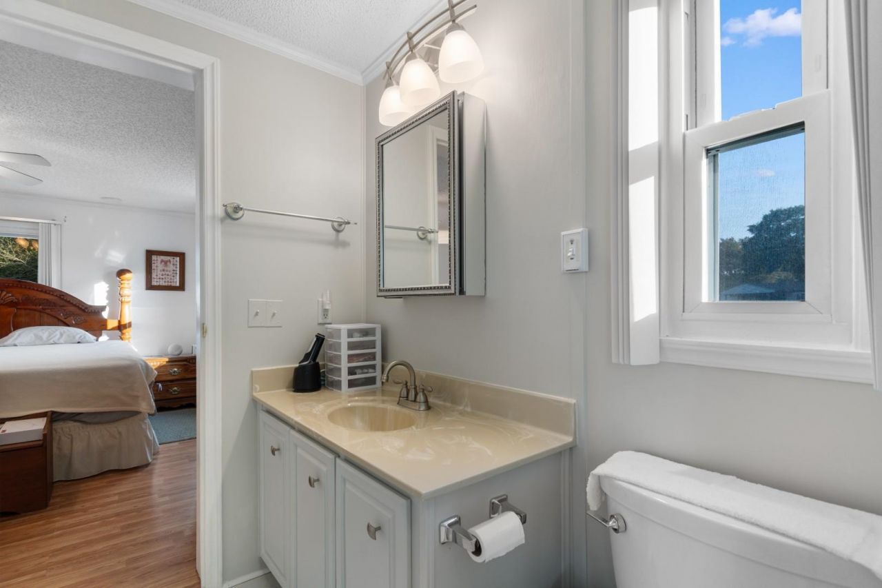 4421 Misty Ln. Photo 19