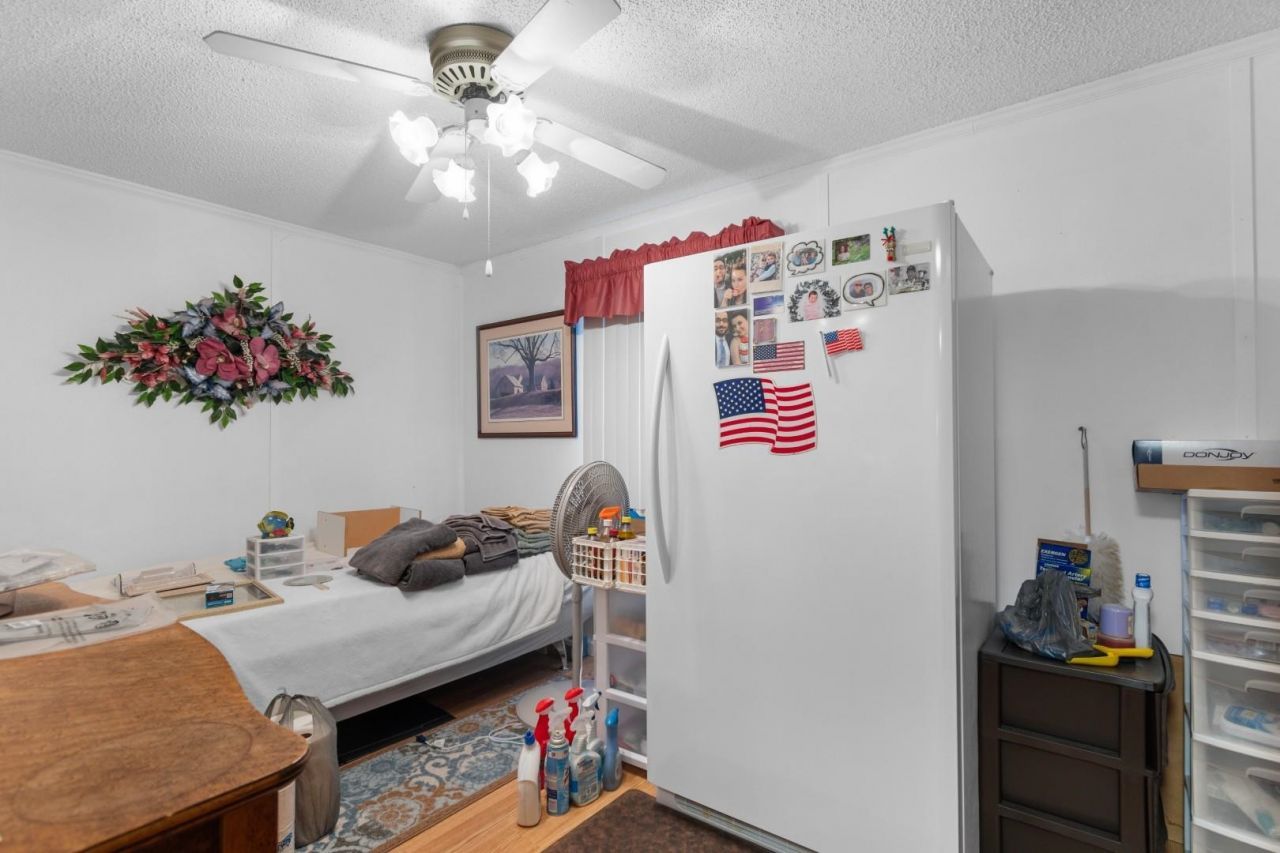 4421 Misty Ln. Photo 23