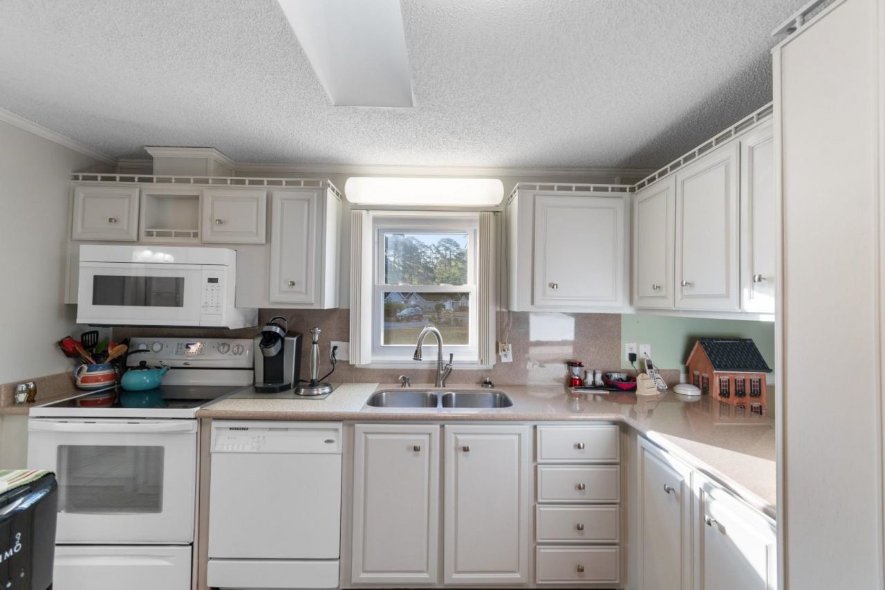 4421 Misty Ln. Photo 4