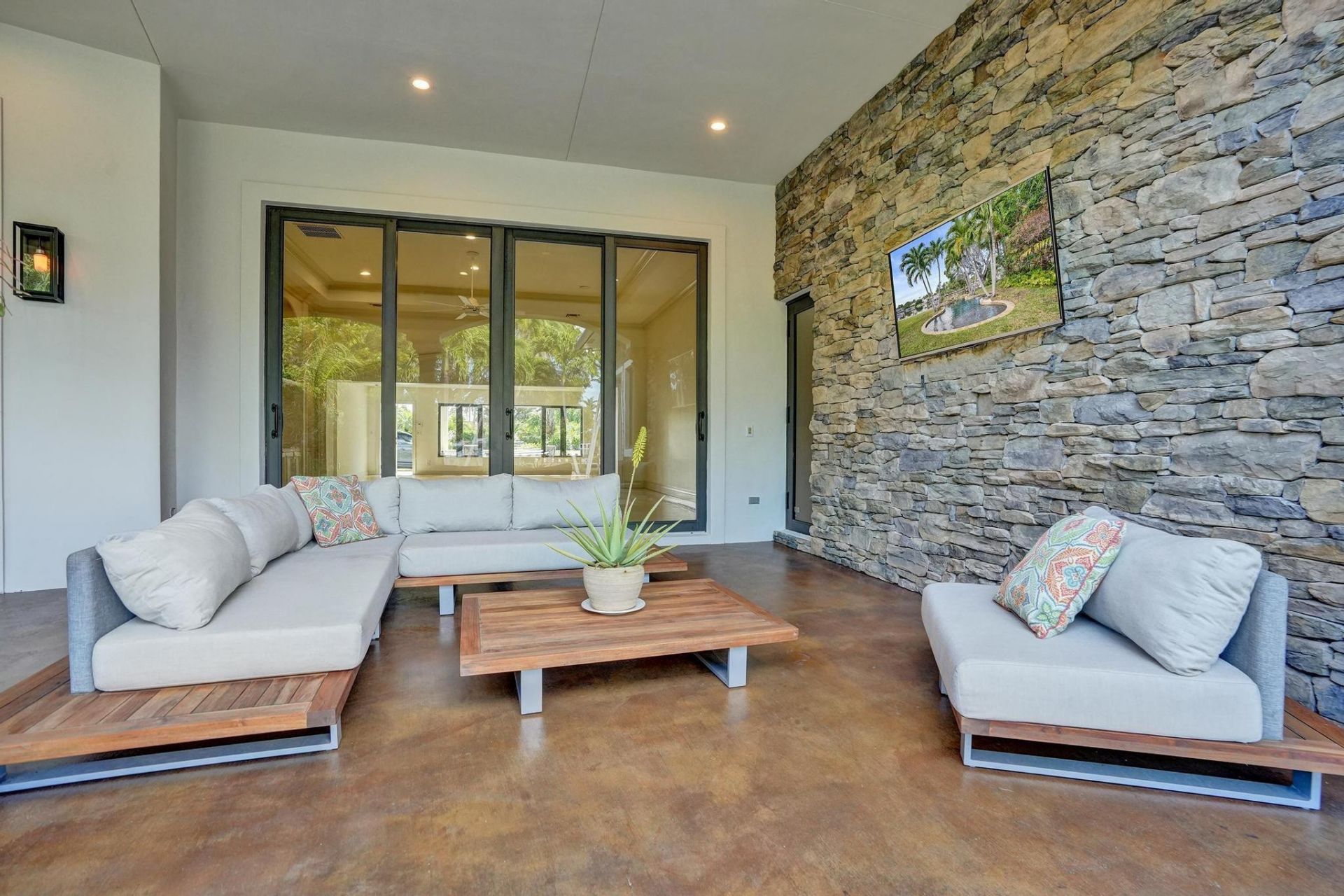 2425 Fryer Point, Fort Lauderdale, FL 33305 Photo