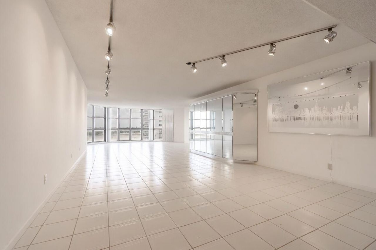 1155 Hillsboro Mile, Unit 502, Hillsboro Beach, FL 33062 Photo