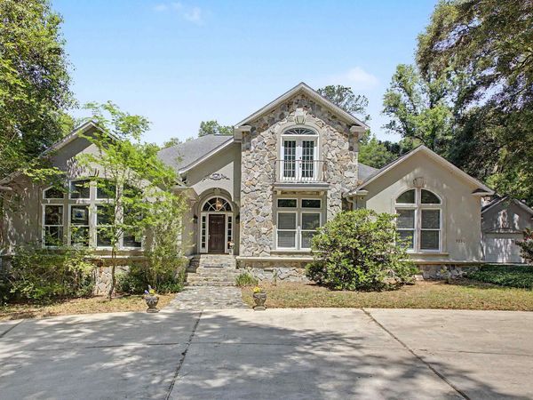 2990 Elwood Drive, Tallahassee, FL 32309