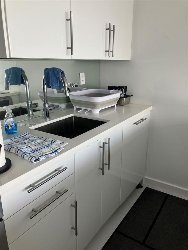 555 NE 15th St, Unit 19K, Miami, FL 33132 Photo