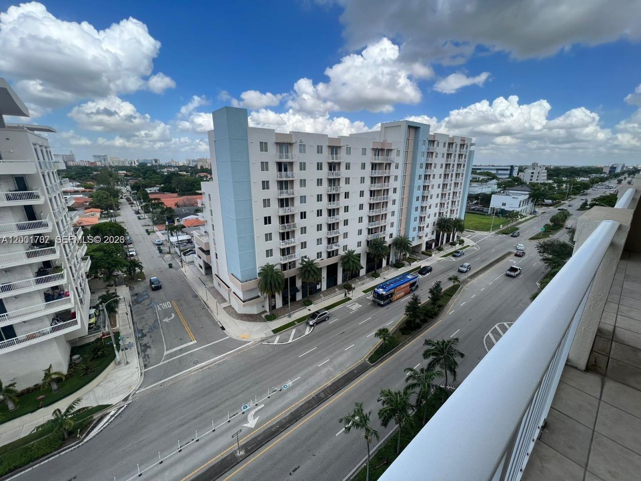 2425 SW 27th Ave, Unit 907, Miami, FL 33145 Photo