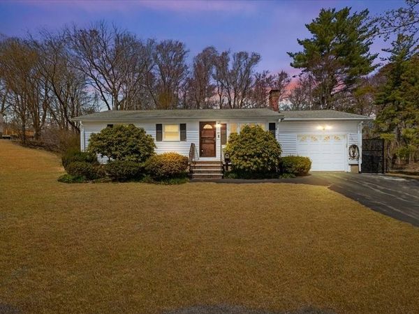 53 Cochato Park, Randolph, MA 02368