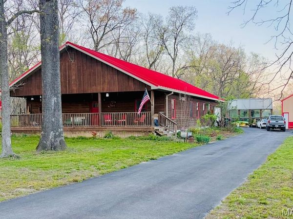 13 Algonquin Drive, Millstadt, IL 62260