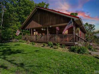 13 Algonquin Drive Millstadt, IL 62260