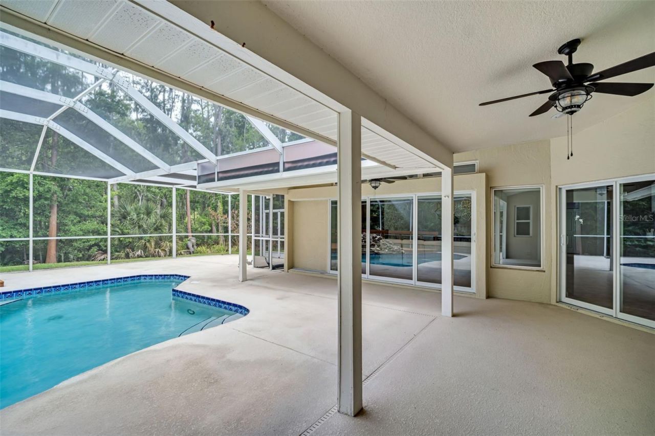 1404 East Lake Woodlands Parkway, Oldsmar, FL 34677 Photo