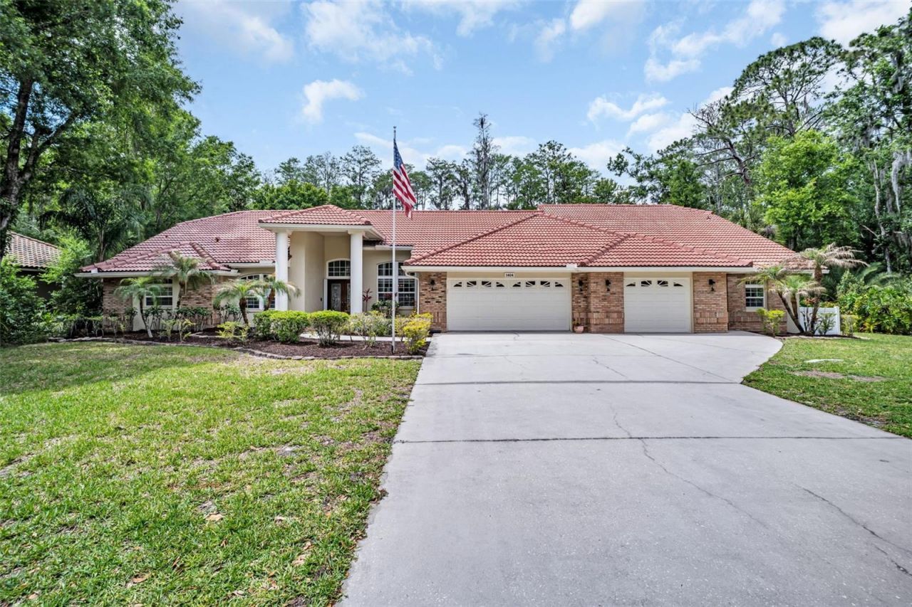 1404 East Lake Woodlands Parkway, Oldsmar, FL 34677 Photo