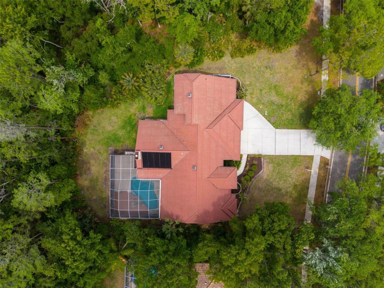 1404 East Lake Woodlands Parkway, Oldsmar, FL 34677 Photo