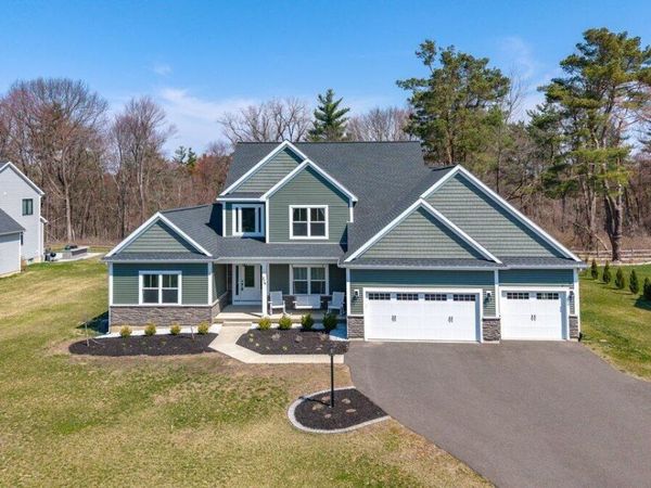 279 Bender Lane, Glenmont, NY 12077