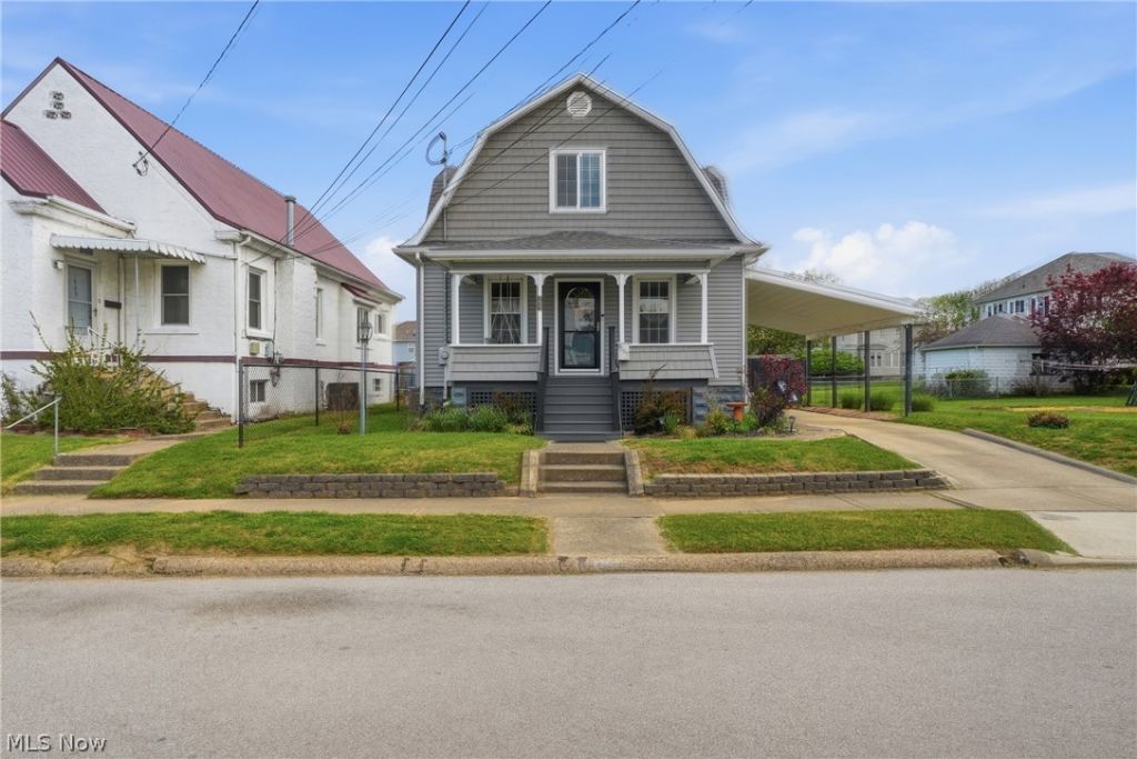 1027 32nd Street, Parkersburg, WV 26104 Main Photo