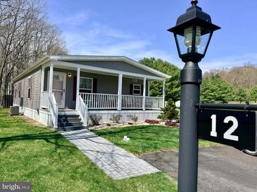 12 S SPIRIT COURT, NEW RINGGOLD, PA 17960