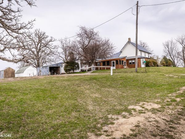 2781 270Th Street, Marshalltown, IA 50158