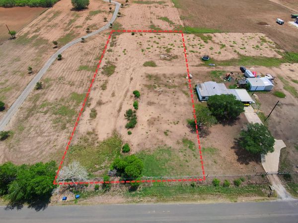 00 Crow Ln, Adkins, TX 78101