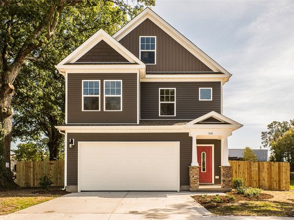 208 Virginia , Williamsburg, VA 23185