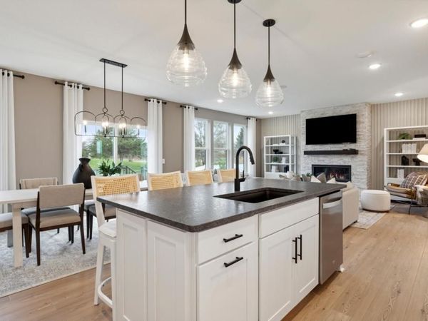 4633 Island Park Drive , Woodbury, MN 55129