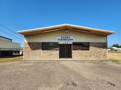 155 N 1st Street Hewitt, TX 76643