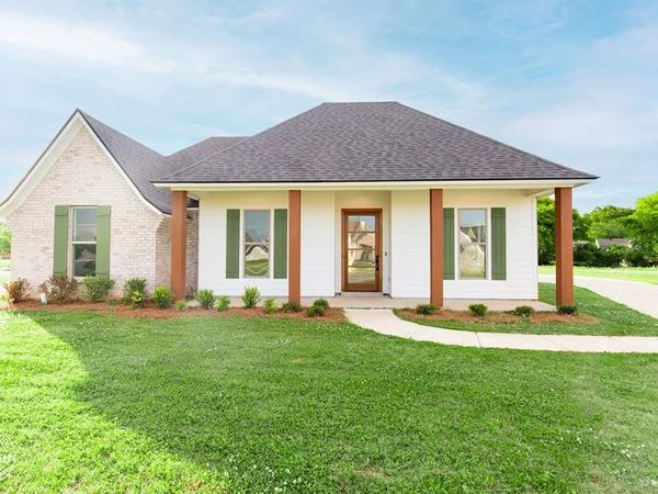 321 Newport Lane, Benton, LA 71006