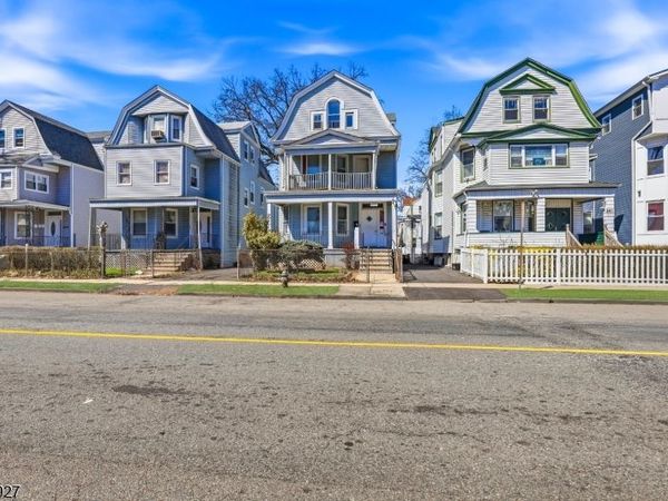 243 S Clinton St, East Orange, NJ 07018