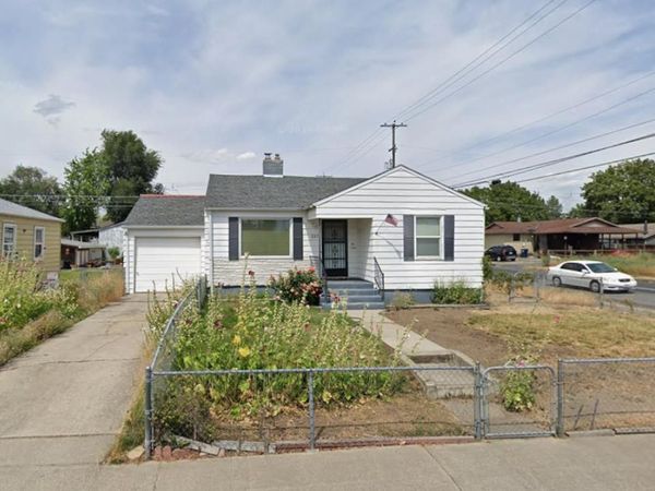 227 E Heroy Ave, Spokane, WA 99207