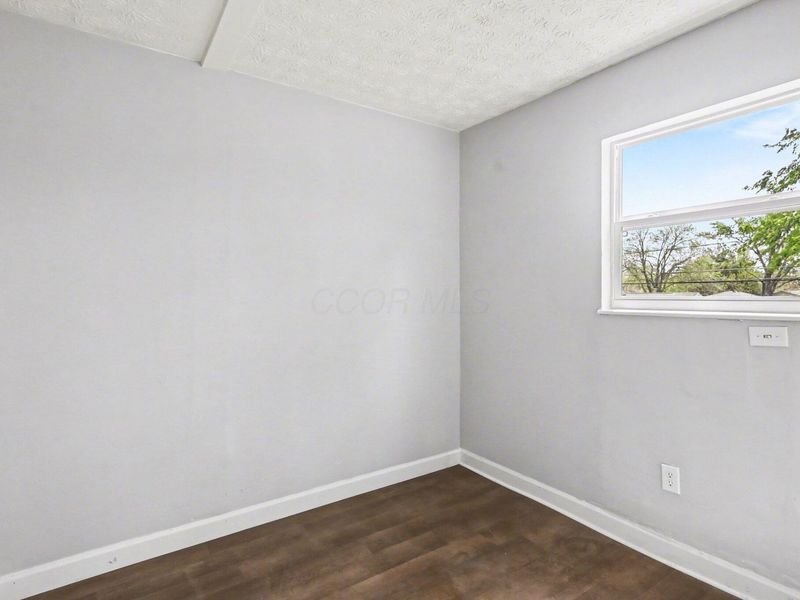 5463 Sedalia Drive, Columbus, OH 43232 Photo 12