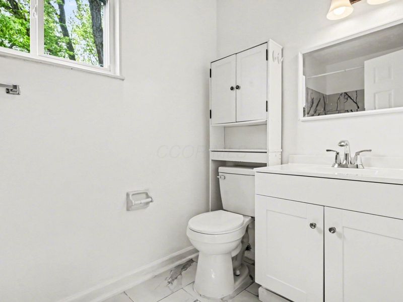 5463 Sedalia Drive, Columbus, OH 43232 Photo 13