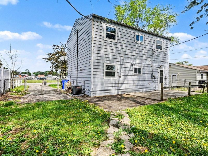 5463 Sedalia Drive, Columbus, OH 43232 Photo 16