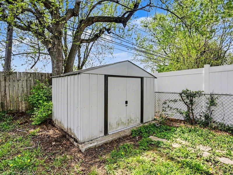 5463 Sedalia Drive, Columbus, OH 43232 Photo 17