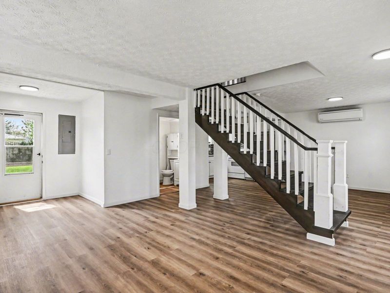 5463 Sedalia Drive, Columbus, OH 43232 Photo 4