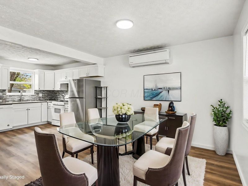 5463 Sedalia Drive, Columbus, OH 43232 Photo 5