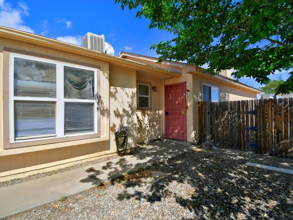 6509 Flynn Avenue NW, Albuquerque, NM 87120