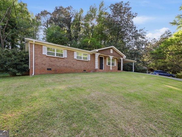 2322 Chestnut Log Loop, Lithia Springs, GA 30122